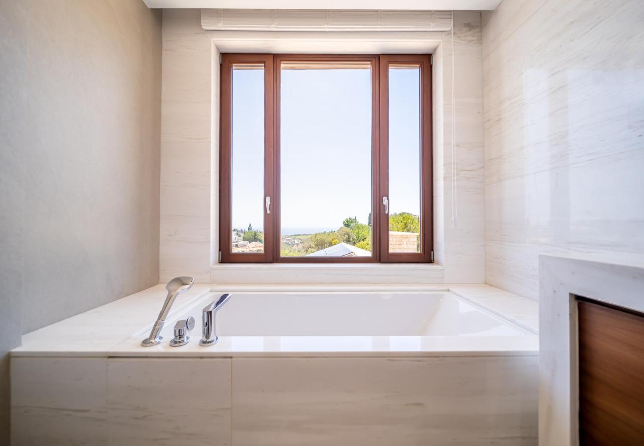 Villa Elea, New Deluxe Golf Villa At Aphrodite Hills - 6 Bedrooms, 7 Bathrooms Kouklia Exterior foto